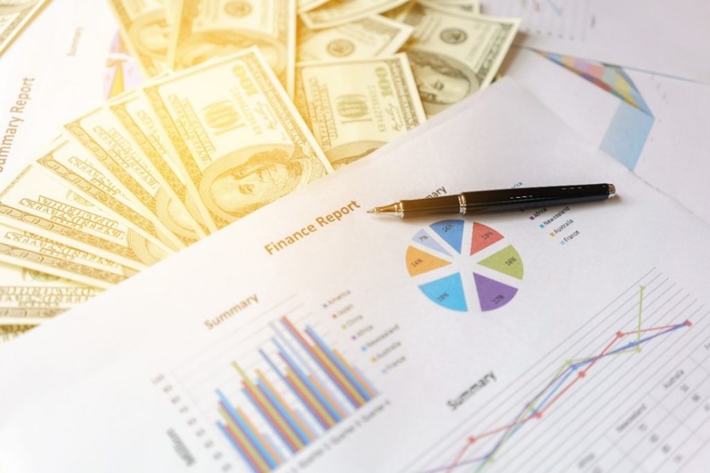 Vender a crédito en tiempos de crisis y Balance de ingresos